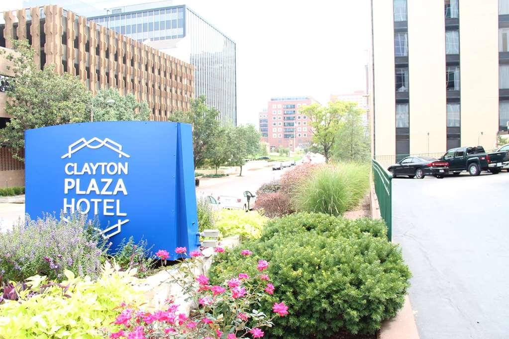 Clayton Plaza Hotel & Extended Stay מראה חיצוני תמונה