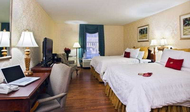 Clayton Plaza Hotel & Extended Stay חדר תמונה